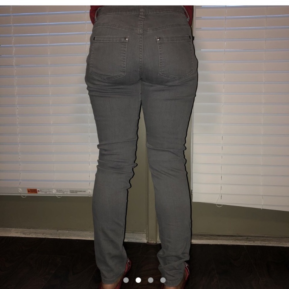 Gray Ripped Jean - Picture 3 of 3